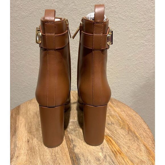 Michael Kors Womens 8.5 Parker Platform Caramel Leather Bootie Gold Charm Accent - Picture 4 of 8